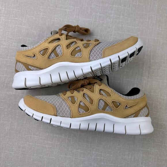 2021 Nike Free Run 2 “Beige" Women 7.5 - Picture 3 of 6
